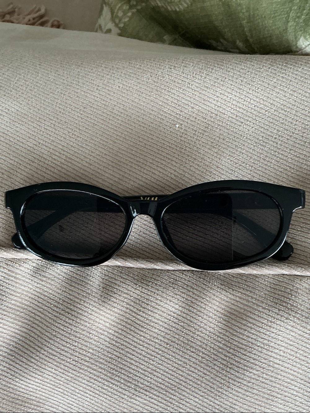 Black Oval Women's Sunglasses - Classic Chic by h&m